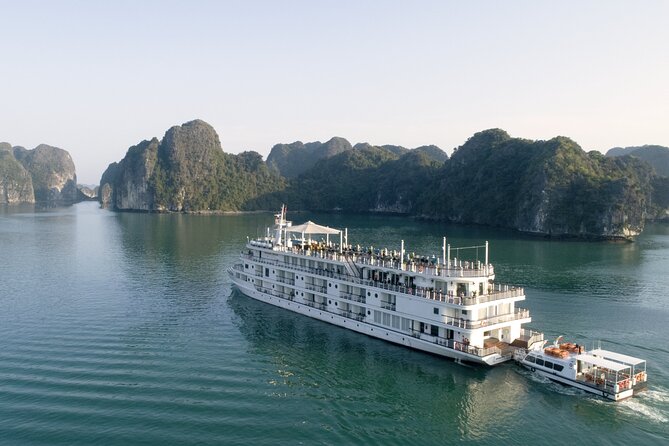 2-Day on 5-star Cruise, Lan Ha Bay | Kayak, Cycling, Live Music - Sunrise, Tai Chi, and breakfast