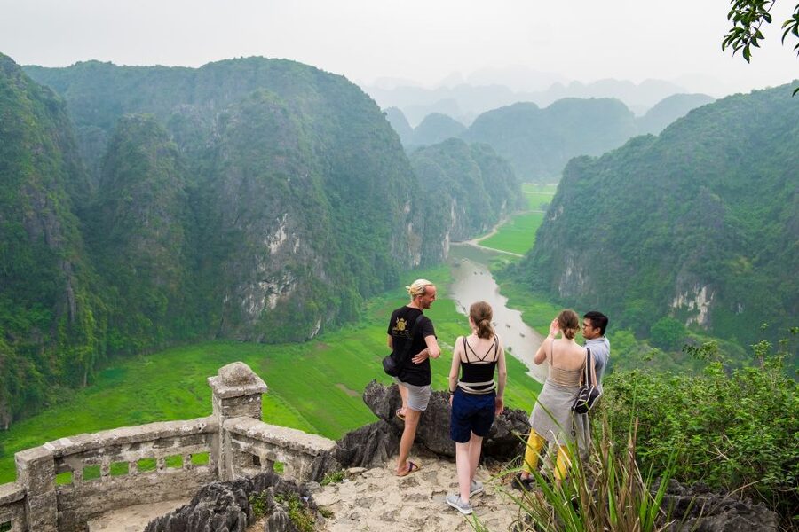2 day Trang An - Mua cave - Cycling with Bungalow stay - The bungalow night in Tam Coc or Trang An