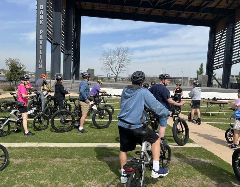 2-Hour, 45-Minute Tour de Wilmington E-Bike Tour - Four neighborhoods with different personalities