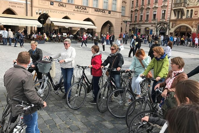 3-hour Complete Prague Bike Tour - Wallenstein Garden and the route’s seasonal limit