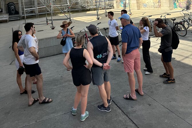 3-Hour E-Bike Immersive Tour of Bordeaux - English Tour - Chartrons and the old wine trade