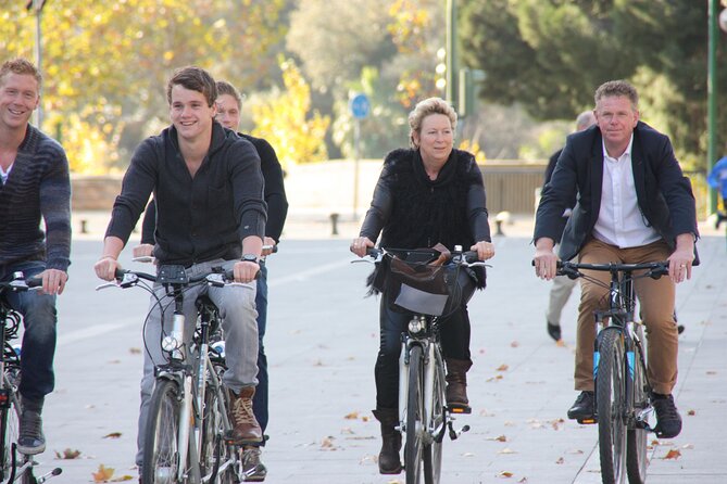 3-hour Guided Bike Tour along the Highlights of Seville - Who will enjoy this three-hour ride