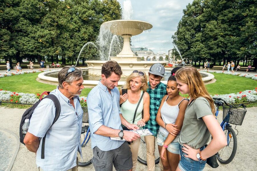 3-Hour Guided Cycling Tour of Warsaw - From the Warsaw Uprising Monument to Old Town