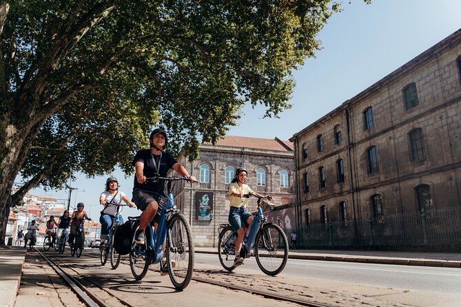 3-Hour Porto Highlights on a Electric Bike Guided Tour - Key things to know before you book