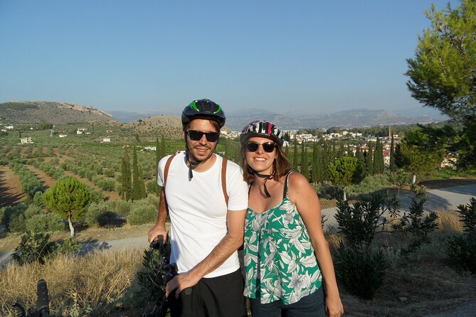 3in1; Cycling, sightseeing, tasting - What $252.31 Per Person Really Buys