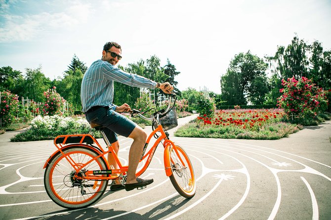7 BEST VIEWS - PRAGUE eBIKE TOUR - John Lennon Wall and the return to Mala Strana