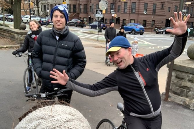 A Day in Brooklyn Bike Tour - Group size, pace, and comfort
