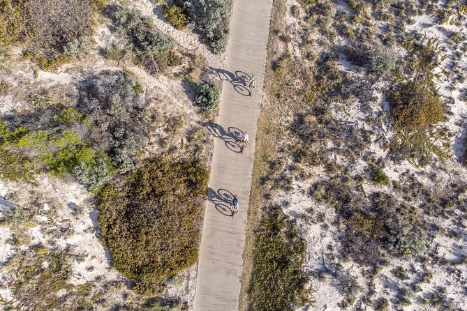 Adelaide City to Sea Bike Tour - Henley Beach and the morning food stop