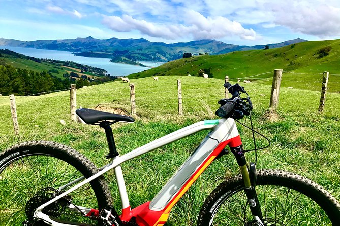 Akaroa Explorer- Guided Electric Bike Tour in Akaroa - Following the coast around Akaroa Harbour