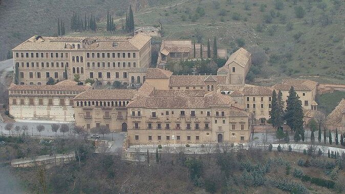 Albaicin & Sacramonte Electric Bike Tour in Granada - The highlights at a glance