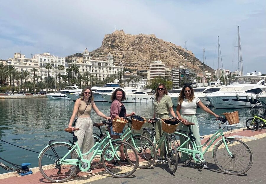 Alicante City Tour on E-Bike - La Explanada and Casa Carbonell