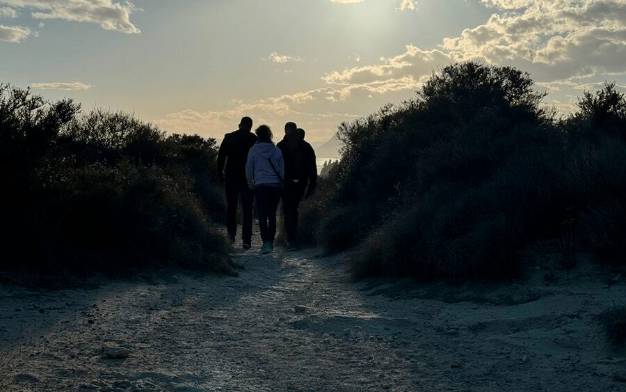 Alicante: Coastline E-Bike and Hiking Tour - Finding Sunetourism in Alicante’s old quarter
