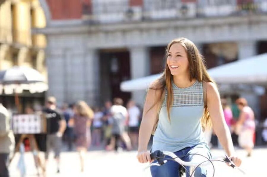 All Madrid: Private Electric Bike Tour around the city - One hour among Retiro Park’s monuments