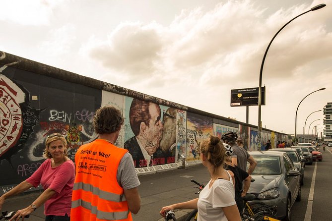Alternative Berlin Bike Tour - Off the Beaten Tracks in Small Groups - Why this bike tour shows a different Berlin