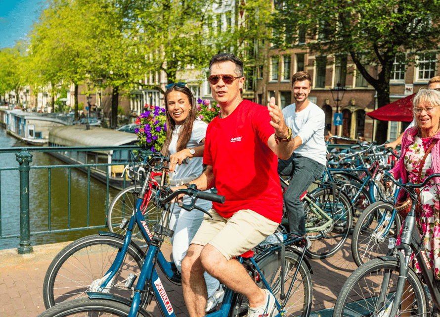 Amsterdam: 2.5-Hour Bike Tour - Key points at a glance