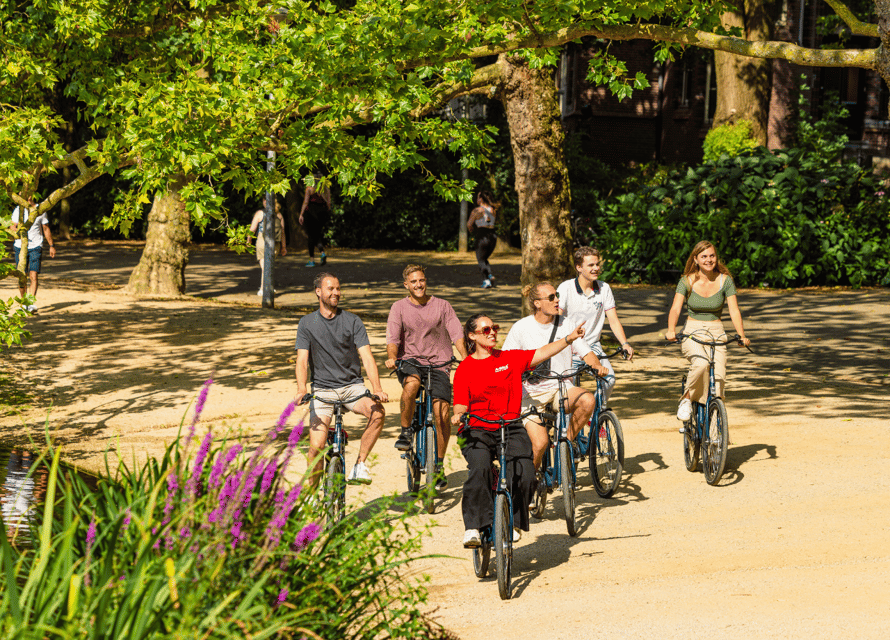 Amsterdam: 2.5-Hour Bike Tour - From the canals to the city center