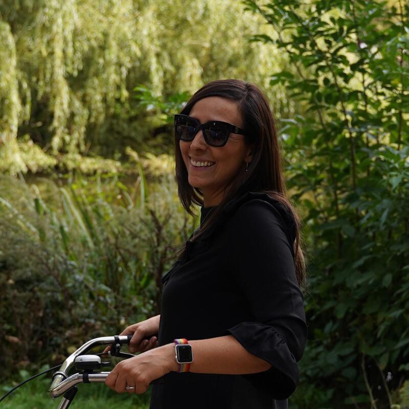 Amsterdam Bike Tour in Small Group + Optional Canal Cruise - De Gooyer Windmill and the Magere Brug