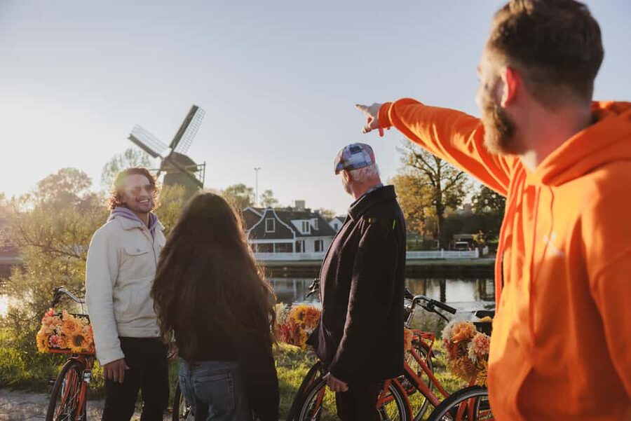Amsterdam: Cheese Tasting, Windmill & Countryside Bike Tour - From Nieuwezijds Voorburgwal to Amsterdam Centraal