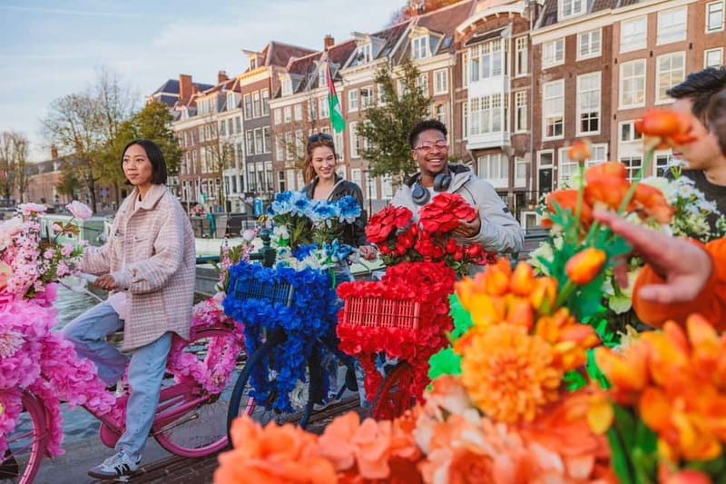 Amsterdam: City Centre, Guided Bike Tour on Flower Bikes - What the bike feels like on the road