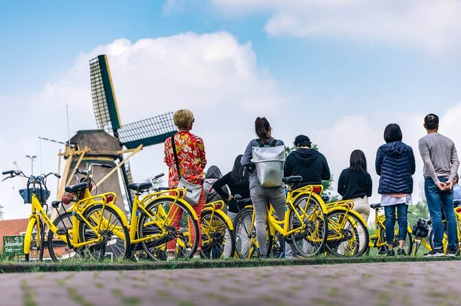 Amsterdam Countryside and Villages Bike Tour - Bikes, pace, and physical effort