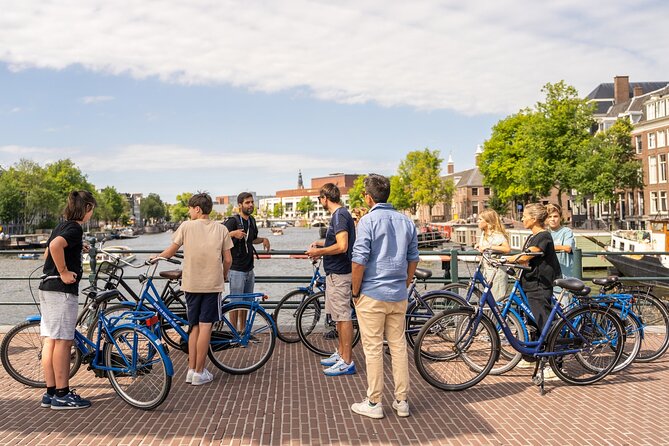 Amsterdam Countryside Bike Tour - From Central Station to the quiet side of Amsterdam
