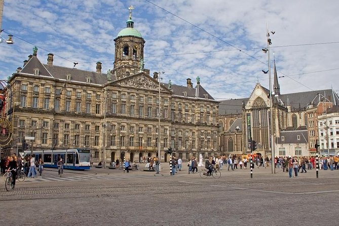 Amsterdam: E-Bike Sightseeing Tour - Museumplein brings the major museums into view