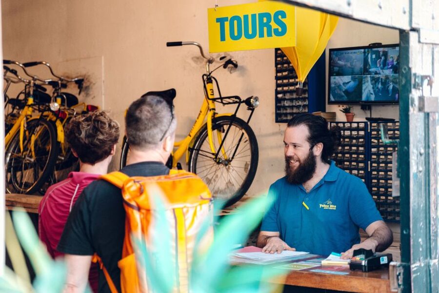 Amsterdam: Relaxed City Highlights Guided Bike Tour - Anne Frank House and the lanes of Jordaan