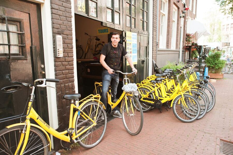 Amsterdam: Relaxed City Highlights Guided Bike Tour - Vondelpark, the tour’s breathing space