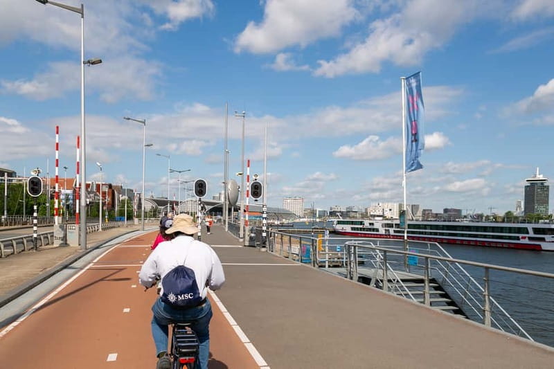Amsterdam: Windmill, Cheese, and Countryside E-Bike Tour - Zunderdorp and the final countryside miles