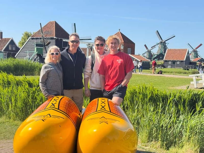 Amsterdam: Zaanse Schans Windmills & Zaandam E-Bike Tour - Key points at a glance