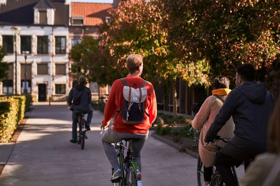 Antwerp: Guided Bike Tour - The return to Antwerp-Central Station