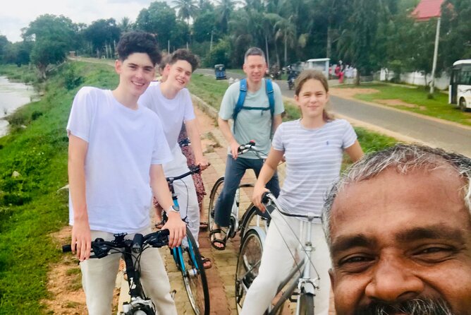 Anuradhapura Heritage Mountain bike / bicycle Tour - Why a bicycle makes sense in Anuradhapura