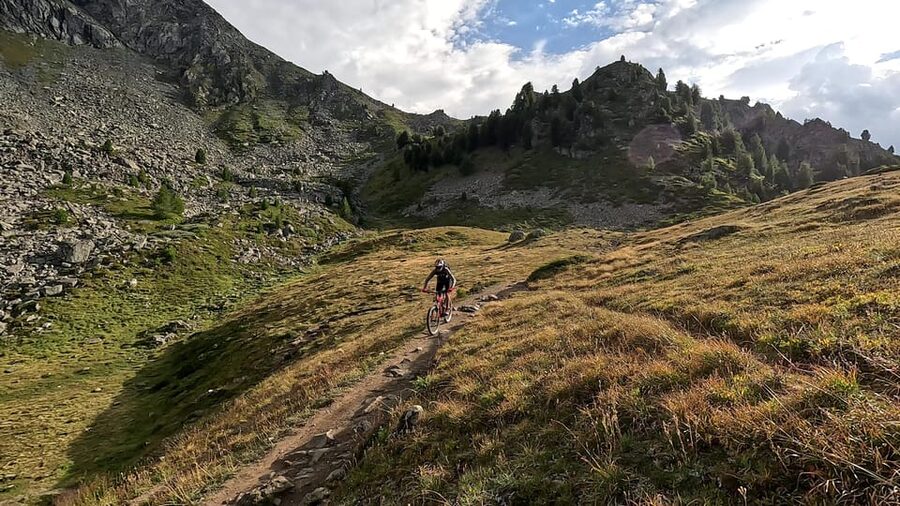 Aosta: E-bike full suspension day rental - The points I would clarify before riding