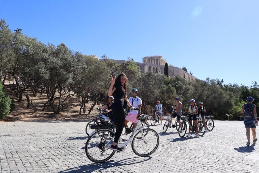 Athens: Small Group E-Bike Tour of Historic Highlights - Zappeion and the return to Solebike