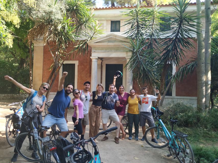 Athens: Sunset Bike Tour - What the guide adds to the experience