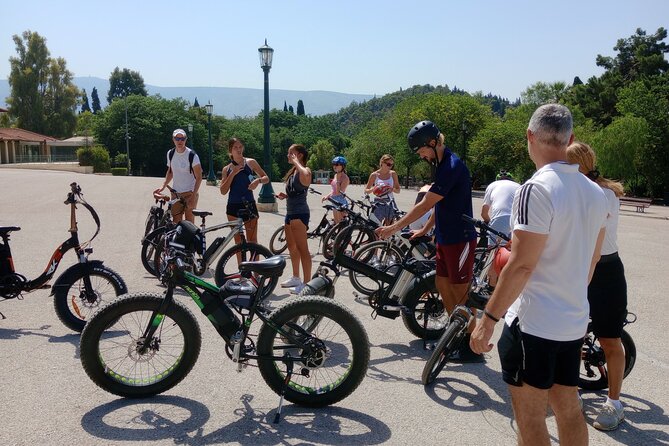 Athens Tour with Electric Bike - Syntagma, the guards, and timing your ride