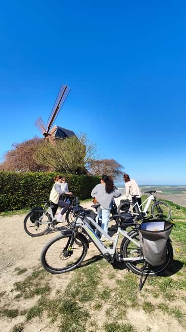 Au départ de REIMS : Ebike tour with a local guide ! - Meeting Romain beside Reims train station