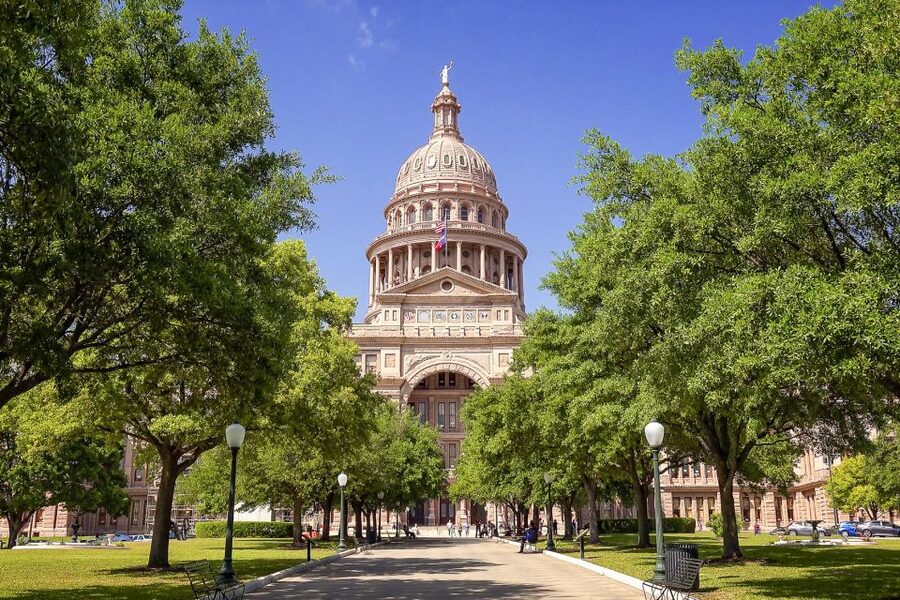 Austin: 2-Hour Sightseeing Bike Tour - Shoal Creek Trail and the finish at Pfluger Bridge