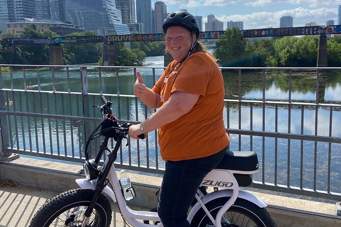 Austin Good Vibes E-Bike Tours - Lady Bird Lake, music, and the open-air ride