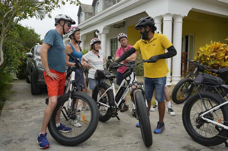 Authentic North East Coast E-bike Guided Tour - Food stops make the ride feel local