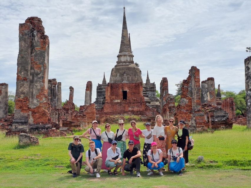 Ayutthaya City and Historical Park Bike Tour - A riverside Muslim community and palm-leaf crafts