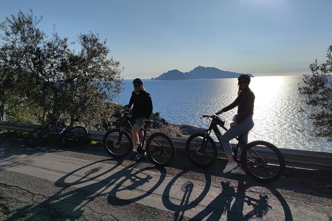 Backroads & Limoncello Experience: Sorrento E-Bike Tour - What the e-bike changes on the hills