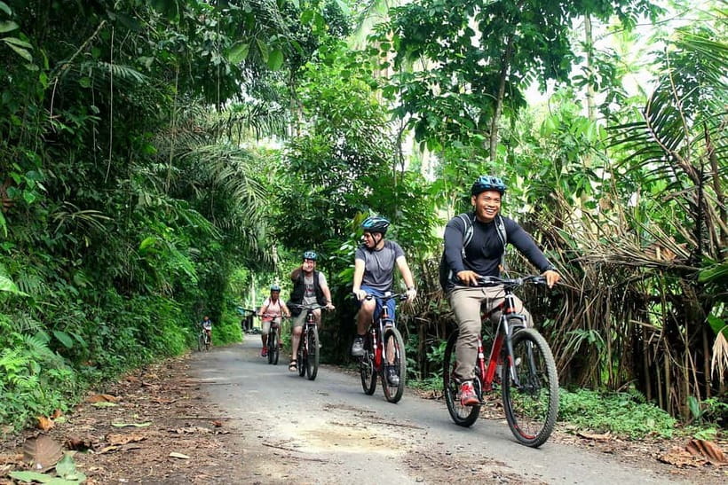 Bali: Kintamani Downhill Bike Tour, Jungle and Waterfalls - Starting above Bali at Mount Batur