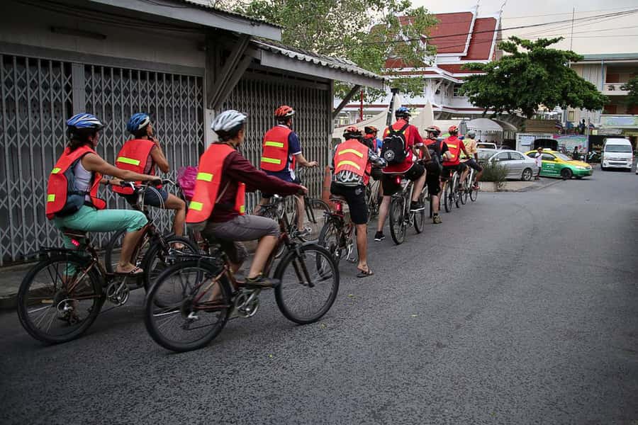 Bangkok at Sunset 5-Hour Bike Tour - Klongsan Market and the first taste of local life