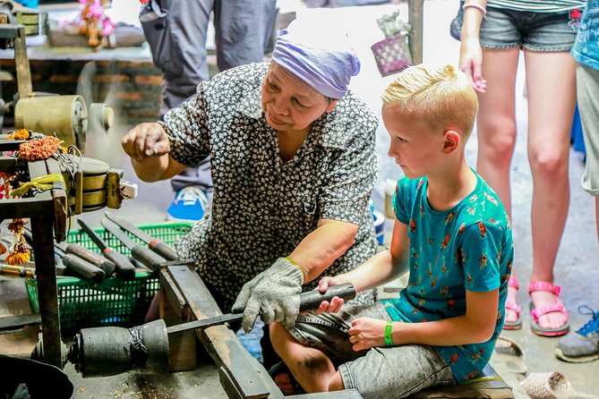 Bangkok: Backstreets and Temple Historic Bike Tour - Bangkok Noi and canal-side neighborhoods