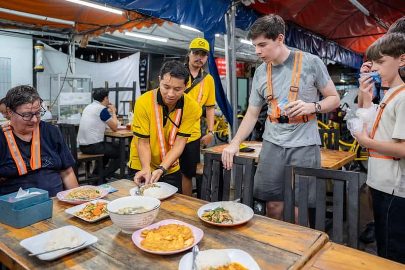 Bangkok by Night Cycling Tour with Street-food Meal - Bangkok’s flower market comes alive at night