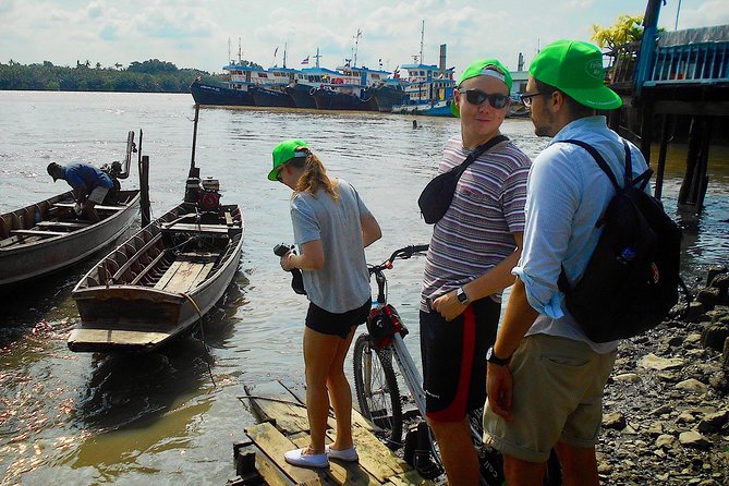 Bangkok Green Oasis 4-Hour Bike Tour with Boat Ride - Cycling through Bang Krachao’s back roads