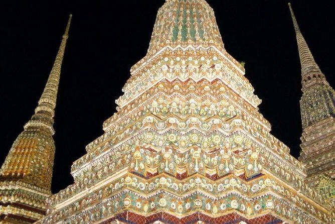Bangkok Hidden Paths Night Biking Tour with Street-food Meal - Around the Grand Palace and Bangkok’s temple quarter