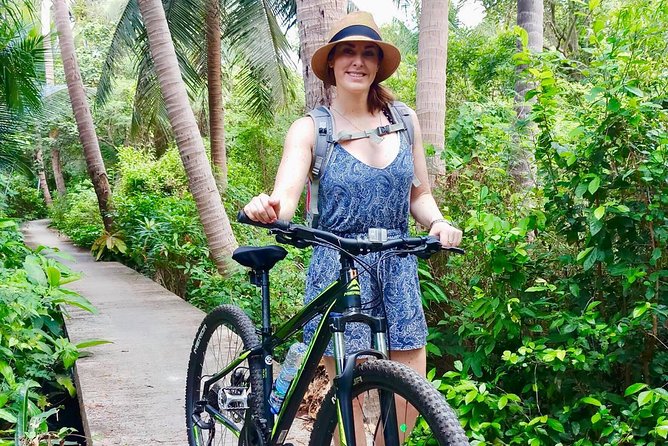 Bangkok Jungle Bike Tour - Hotel-pickup & Lunch - Thai lunch beside the river