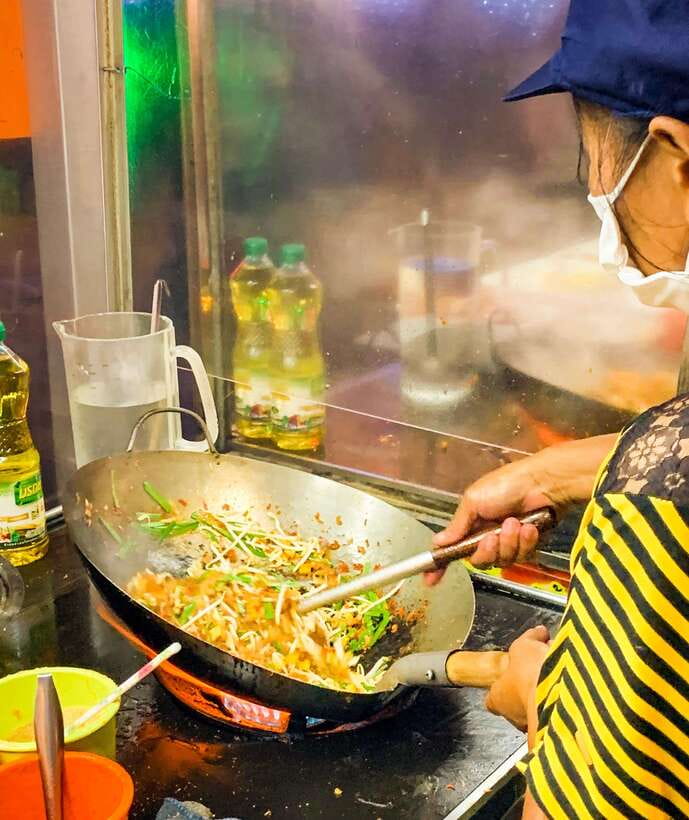 Bangkok: Must-Try Hidden Bike & Food Experience - Secret lanes and the ride back